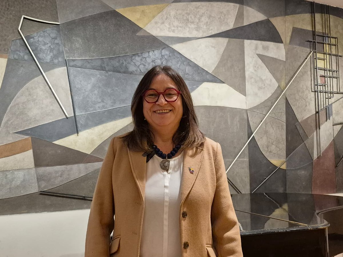uchile's tweet photo. Profesora Susana Mondschein es elegida decana de la Facultad de Ciencias Físicas y Matemáticas @UChile_Beauchef para el período 2026-2030 https://t.co/cxjj9lN1A8 https://t.co/aEftxKni26