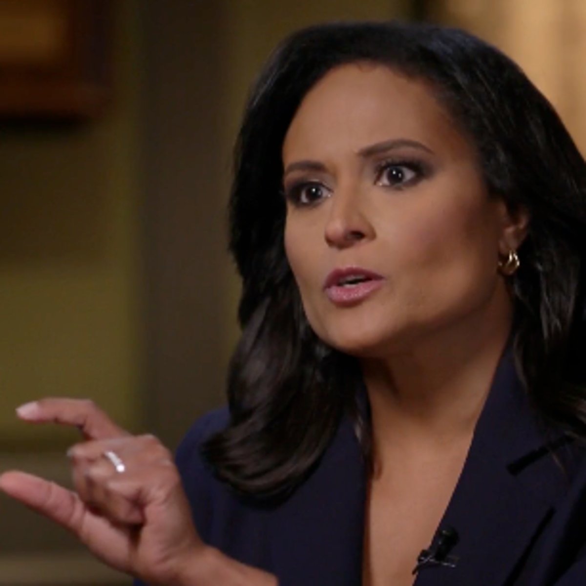 SUBRATA30016572's tweet photo. Who else thinks Kristen Welker is a shit-bag!!? https://t.co/FCRRkCdjoG
