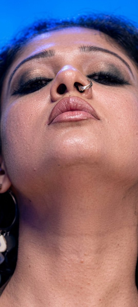 Poojahegde1310's tweet photo. What about Nayantara 👃 ? https://t.co/Lg6zxj54nB