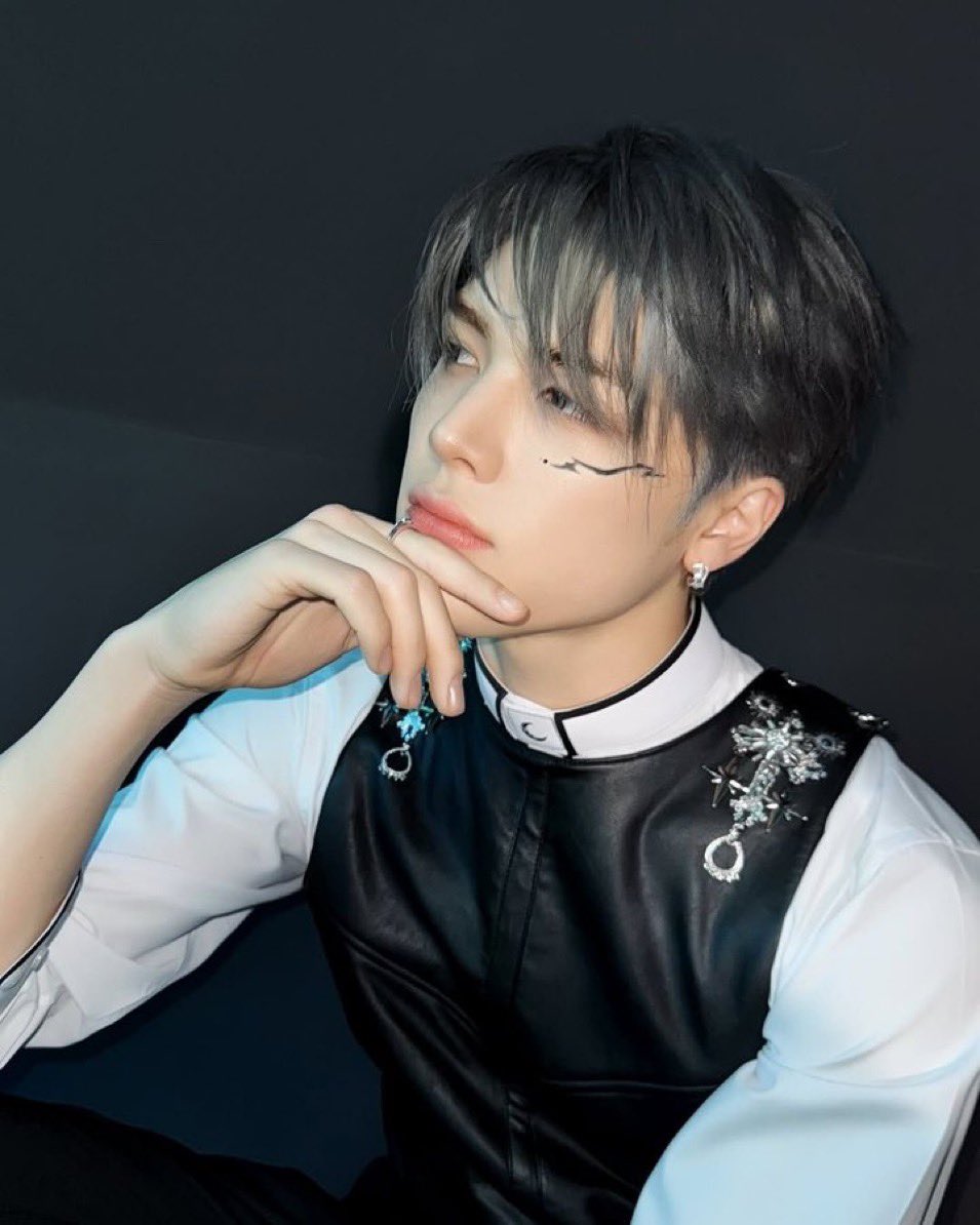 Ireru7's tweet photo. 아닌가? https://t.co/wlbfTDrBDN