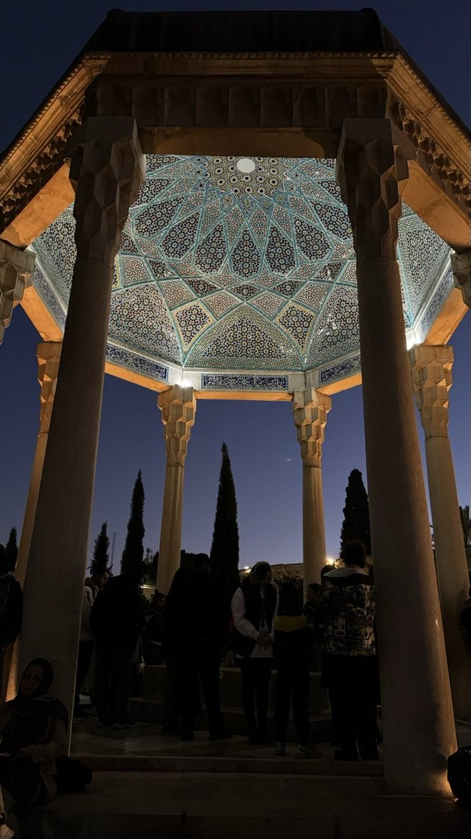 nouratheblueone tweet picture