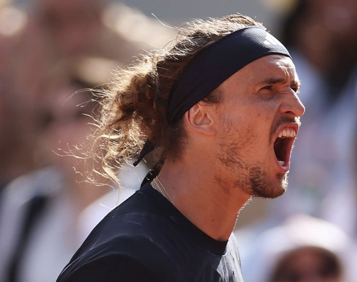 CleanThing_'s tweet photo. Alexander Zverev, 29 years old, has finally become a Grand Slam champion after defeating Flavio Cobolli in the final at Roland Garros with a score of 6-1, 4-6, 6-4, 6-7(5), 6-1.

He is the first German to win the French Open in Men's Singles and the first German man to win a Grand Slam since Boris Becker in 1996.#RolandGarros