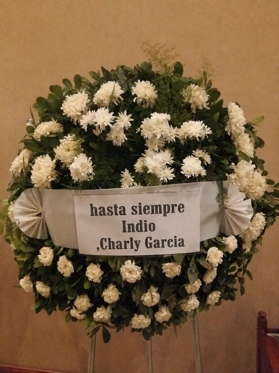 Charly93104975's tweet photo. Grande Charly 
#Indio https://t.co/r7taht5Ybm