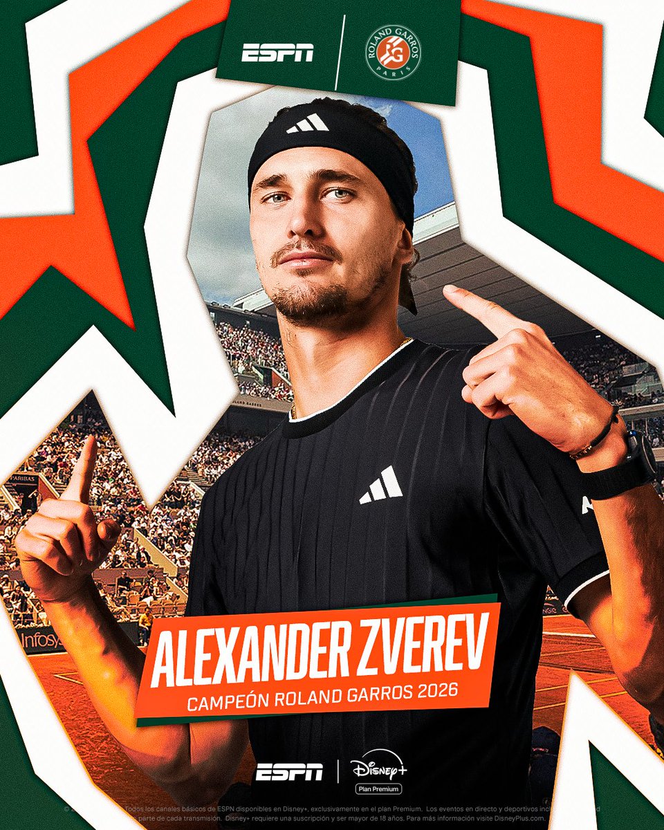 ESPNtenis's tweet photo. ¡ROMPIÓ EL MALEFICIO! 🏆

En París, la cuarta fue la vencida para 🇩🇪 Zverev, que se consagró CAMPEÓN de #RolandGarros tras derrotar a 🇮🇹 Cobolli por 6-1, 4-6, 6-4, 6-7 (5) y 6-1.

A sus 29 años, el alemán conquistó el primer Grand Slam de su carrera y sumó el título número 25 de su vitrina. 👑🙌