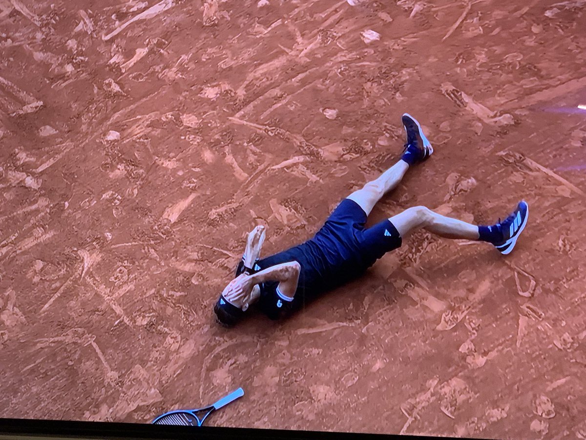 marifcinter's tweet photo. Zverev vince il primo Slam della sua vita: 6-1 4-6 6-4 6-7 6-1 a Cobolli, è suo il #RolandGarros https://t.co/FFpU9k8bQt