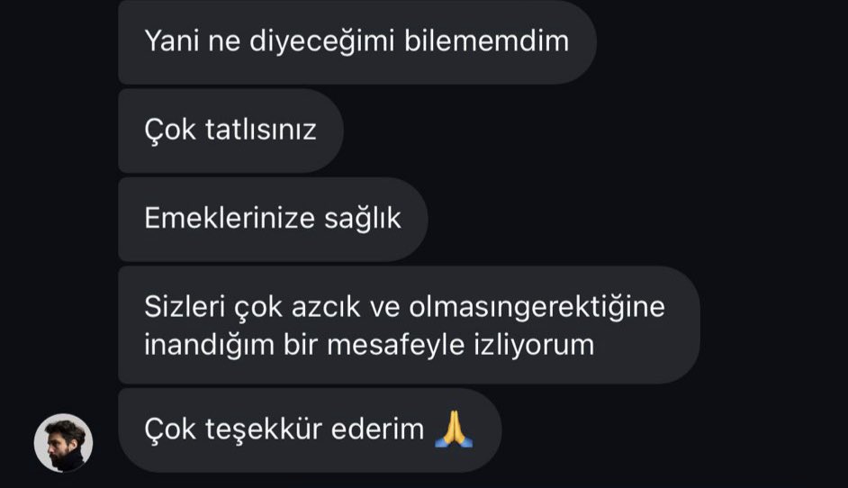 chicolw's tweet photo. Emeklerime değdiğini görmek tarif edilemez bir gurur. 🥲 Her zaman bizlerin yanında olduğunu hissettirmesi çok kıymetli. Bize hiçbir zaman ‘keşke’ dedirtmediği, aksine her defasında ‘iyi ki’ dedirttiği için, iyi ki Aytek Şayan. 🫶🏻 https://t.co/whvxa8QASa