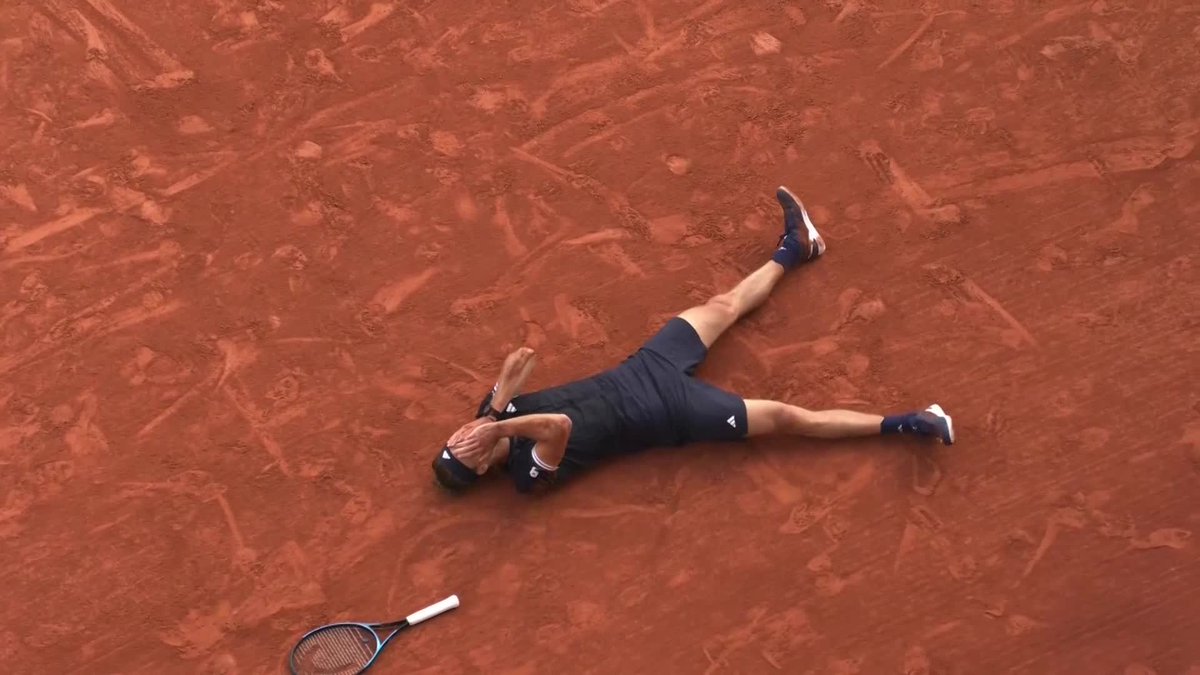 PlayProphetX's tweet photo. Strip the labels. 

Sascha Zverev is a Grand Slam CHAMPION. 

He entered the tournament at just a 5% chance (+1800) to win it all. https://t.co/eLrFiSzKXu