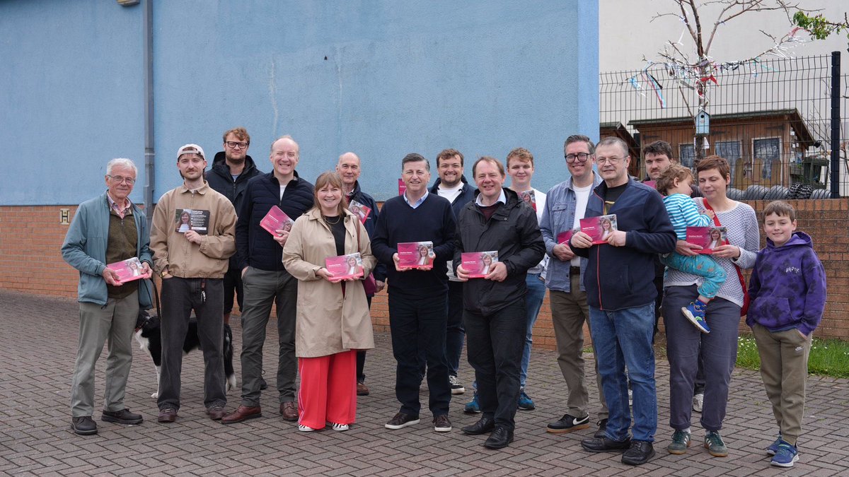 RichardBakerMP's tweet photo. Great to be in Arbroath and Broughty Ferry yesterday with @D_G_Alexander as well as @michaejmarra and a fantastic campaign team to support Heather Doran, our brilliant candidate in the by-election. https://t.co/M9TAvQ6hce