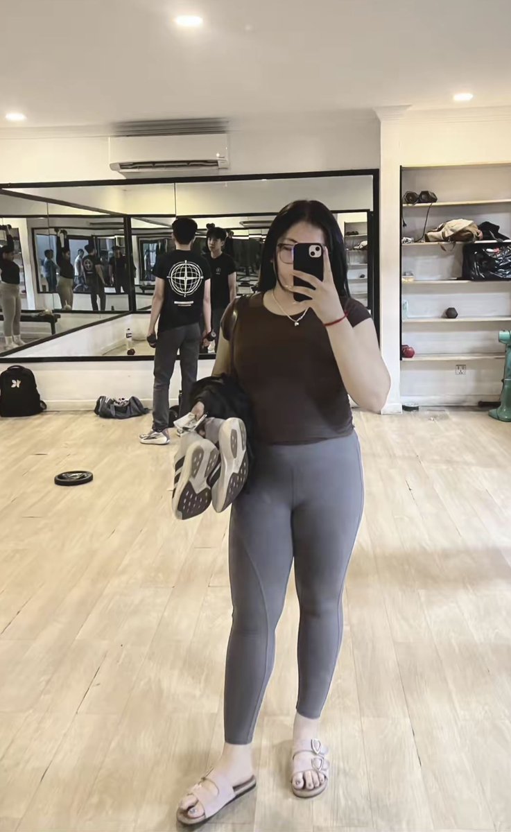 Rp4ee's tweet photo. Good night 🍑❤️‍🩹 https://t.co/yaqVpiQ7ZE