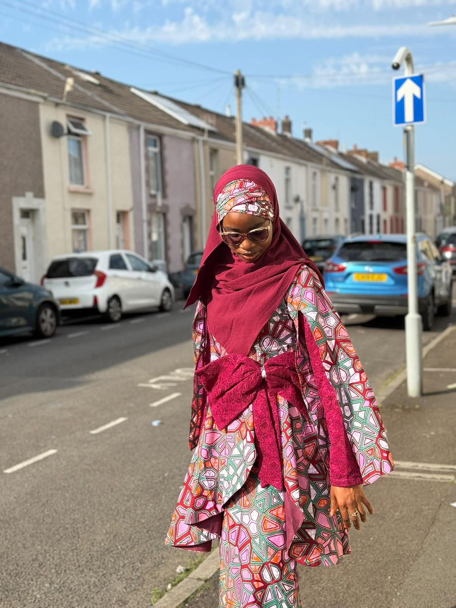 thesaf_label's tweet photo. This look didn’t stay in Lagos.

Client came with a full vision — Ankara, Arewa cut, wine butterfly bow, the works. We built it. She wore it in the UK.

TSL’s first Eid delivery abroad. 🌍🤍

TSL Eid ’26 — Look 04 https://t.co/Or6Y6vpk7n
