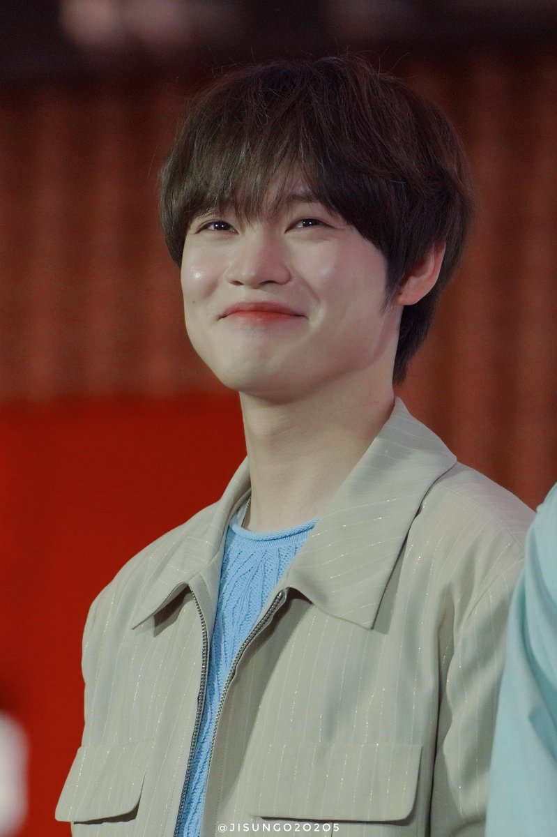JISUNGO2O2O5's tweet photo. 260605 SISOD PRESS CON
야옹러리~🐱🐱💗
#천러 #CHENLE 
#엔시티드림 #NCTDREAM 
#SISODLOVEANDDREAMMISSION #SISODRicemilkxNCTDREAM https://t.co/0VrP80zvGQ