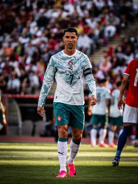 qune45's tweet photo. هنا القوت تحسه رجع لعشرين سنة وراء

اخ ياقوة الشغف اللي عندك ياخي !❤️🐐 https://t.co/mJqFnynbcR