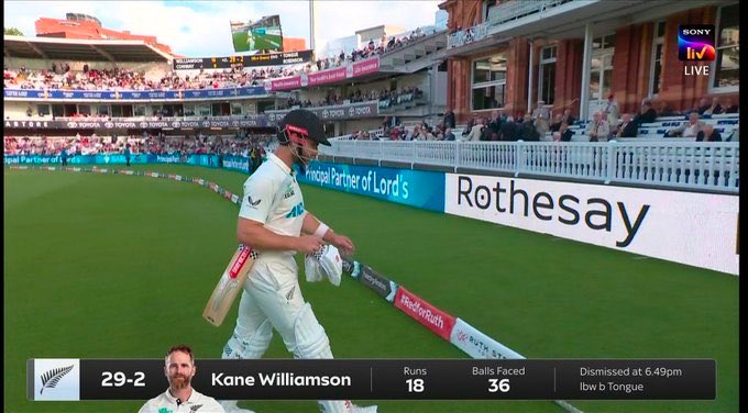 cricweek's tweet photo. 🚨 BREKING NEWS 🚨 

Kane Williamson could announce his Test retirement anytime. Having declined NZC’s contract and retired from T20Is, he now plays series-by-series. Near 10,000 runs, his calm nature suggests a sudden, quiet exit without any major farewell fuss. https://t.co/hiQflXJMVo