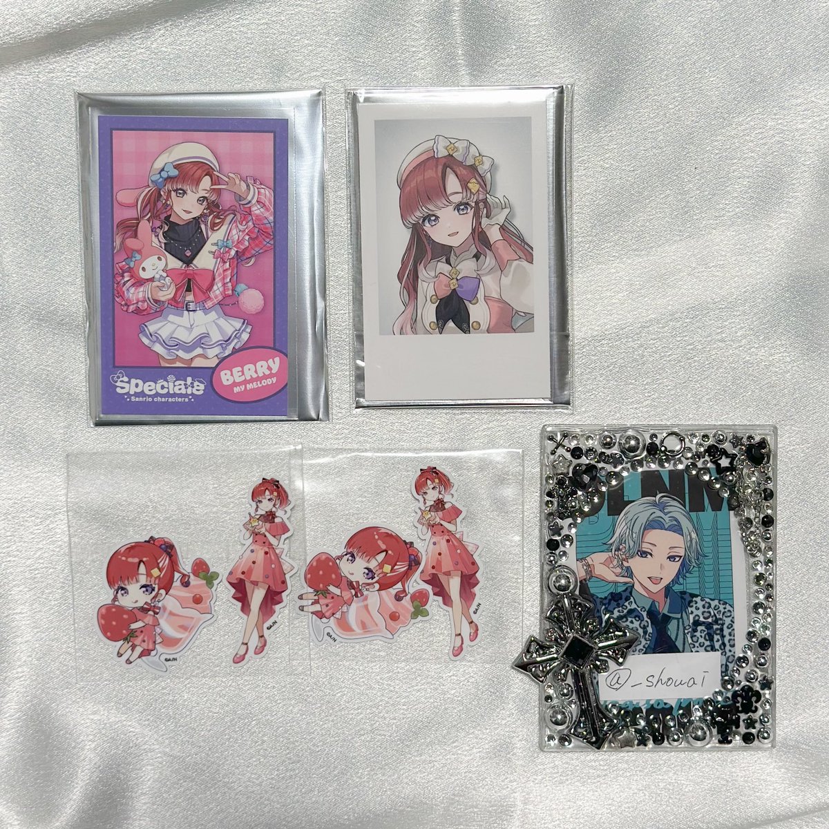 _shouai's tweet photo. [交換] にじさんじ Speciale すぺしゃーれ
にじネイル Sugar アクリルキーホルダー
アクキー チェキ風カード ステッカー ハーフアニバーサリー 箔押し レア サンリオ レア フォト風カード

譲 💚、💛、❤️、💜

求 同種🩵
🚺のみ比率違い可

R⇔R、N⇔N

周辺B済

郵送のみ
お気軽にお声掛けください https://t.co/2H4eBh3si3