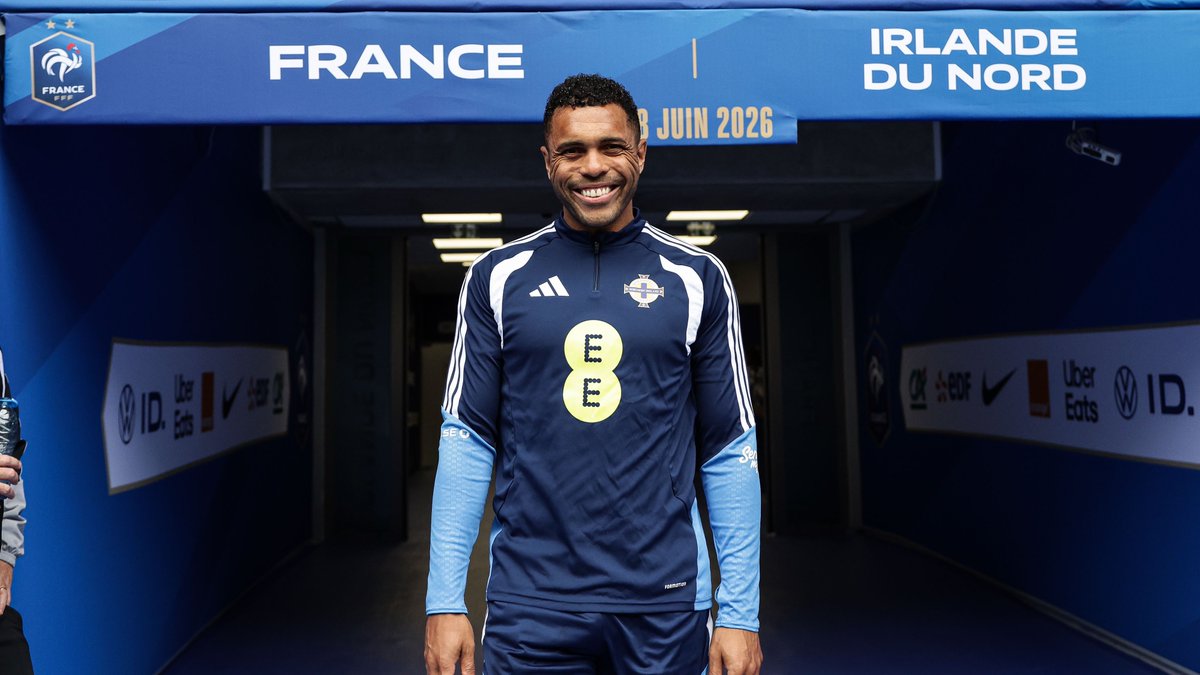NorthernIreland's tweet photo. 👋🏻🇫🇷🟢⚪️ #GAWA https://t.co/r6jIfBf68F