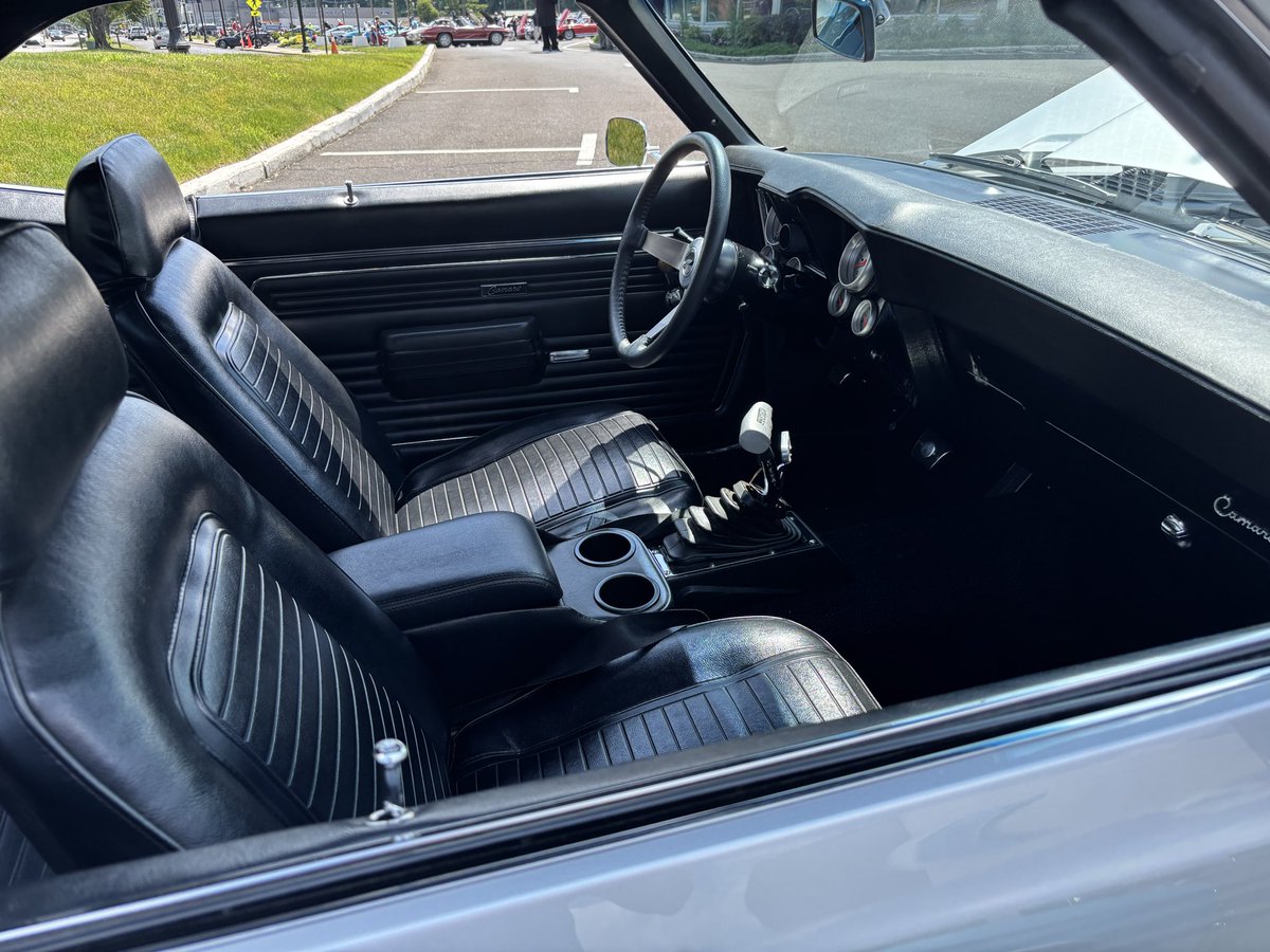 robvette99's tweet photo. Super sport Sunday.. big block 69 Camaro https://t.co/ffDiM1vBEk
