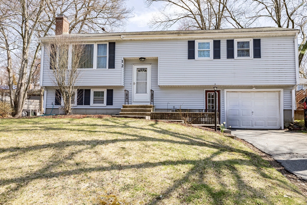 Cmartinez55's tweet photo. 💸 Price Improvement | 💲 499,900

📍 12 Dartmouth Drive, Milford, MA 01757
 🛏  3 bed  🛁  2 bath  📐 1288 sq. ft.  | 0.29 acres

https://t.co/w5tPyaUdcR https://t.co/opKjsPJtu0