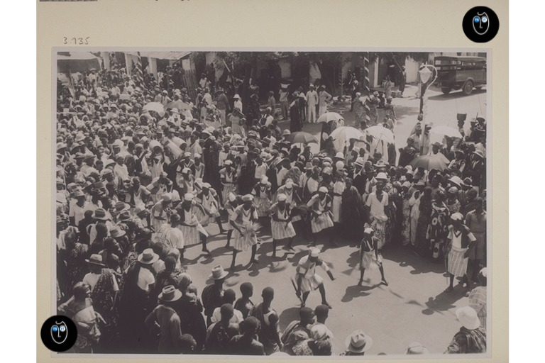 KZankeli's tweet photo. 1. victory day. tomorrow, in 1945.

2. our forebears will gather in accra to celebrate the victory of britain & the allied nations in the second world war, on whose side they fought.

3. little did they know that three years later, they would mourn the loss of their kinfolk; veteran soldiers who were shot dead by their supposed british allies*.

4. their only crime?
they demanded that the wages promised them for fighting in the war were long overdue and should be paid without delay.
#8thmay1945