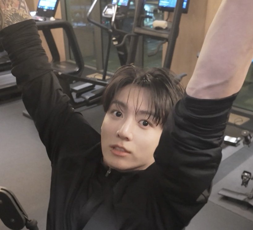 oknaisyode's tweet photo. 정국시!!!!!!!!!!!!!!!!!!!🐰💜 https://t.co/2v63y8k6oj