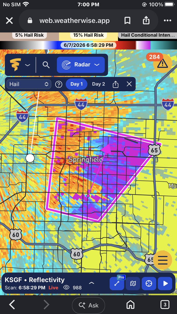 TheWXLegend's tweet photo. Tell the tornado to stop playing hide and seek https://t.co/smTW2q8akJ