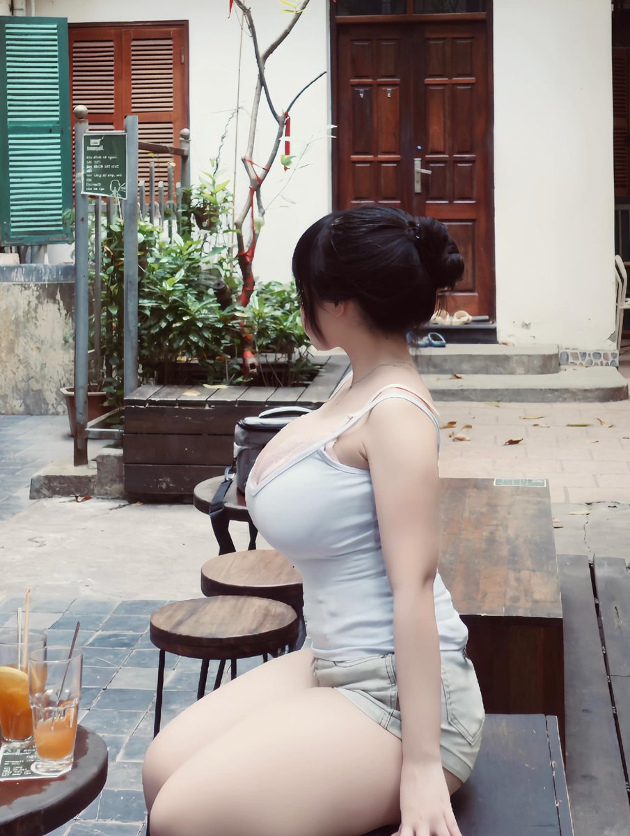 vnbeautysexy's tweet photo. Đủ múp chưa anh em ? https://t.co/cMkO75IhAY