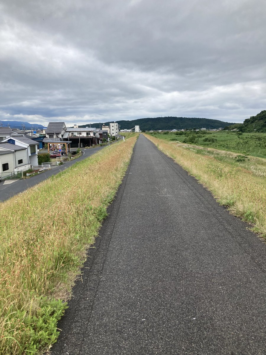 bokuseru's tweet photo. 気持ちのええ朝 https://t.co/TOPYI6tCiL