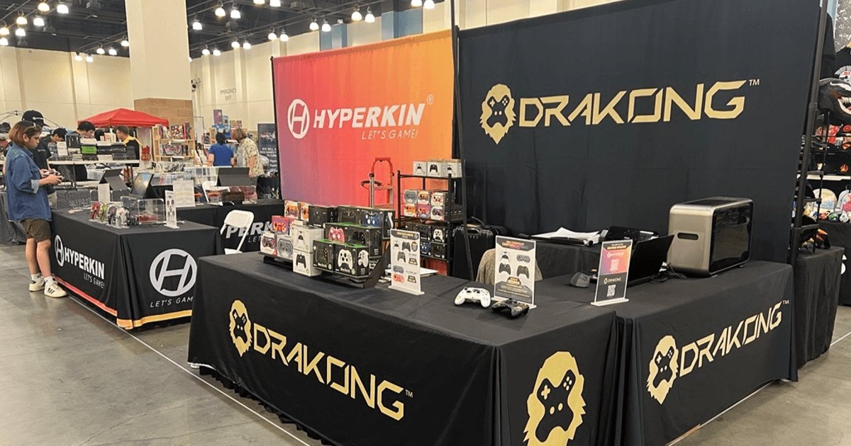 Hyperkin's tweet photo. That’s a wrap on SoCal Retro!

Thank you to everyone who came by to visit us, brought their Hyperkin gear to get customized, or picked up something new at the show to make it their own. We had an amazing time meeting fans, creating custom UV-printed designs, and seeing everyone’s excitement in person.

A huge thank you as well to everyone who stopped by to check out the new Hyperkin Captain+ controller and see what the ModRetro M64 is all about.

For anyone who missed out on product customizations, don’t worry — this won’t be the last time we bring this experience to an event. We hope to see you at the next one, and we can’t wait to help you customize your gear.

Let’s Game!

#Hyperkin #LetsGame #SoCalRetro #RetroGaming #ModRetroM64 #HyperkinCaptainPlus #CustomController #GamingCommunity