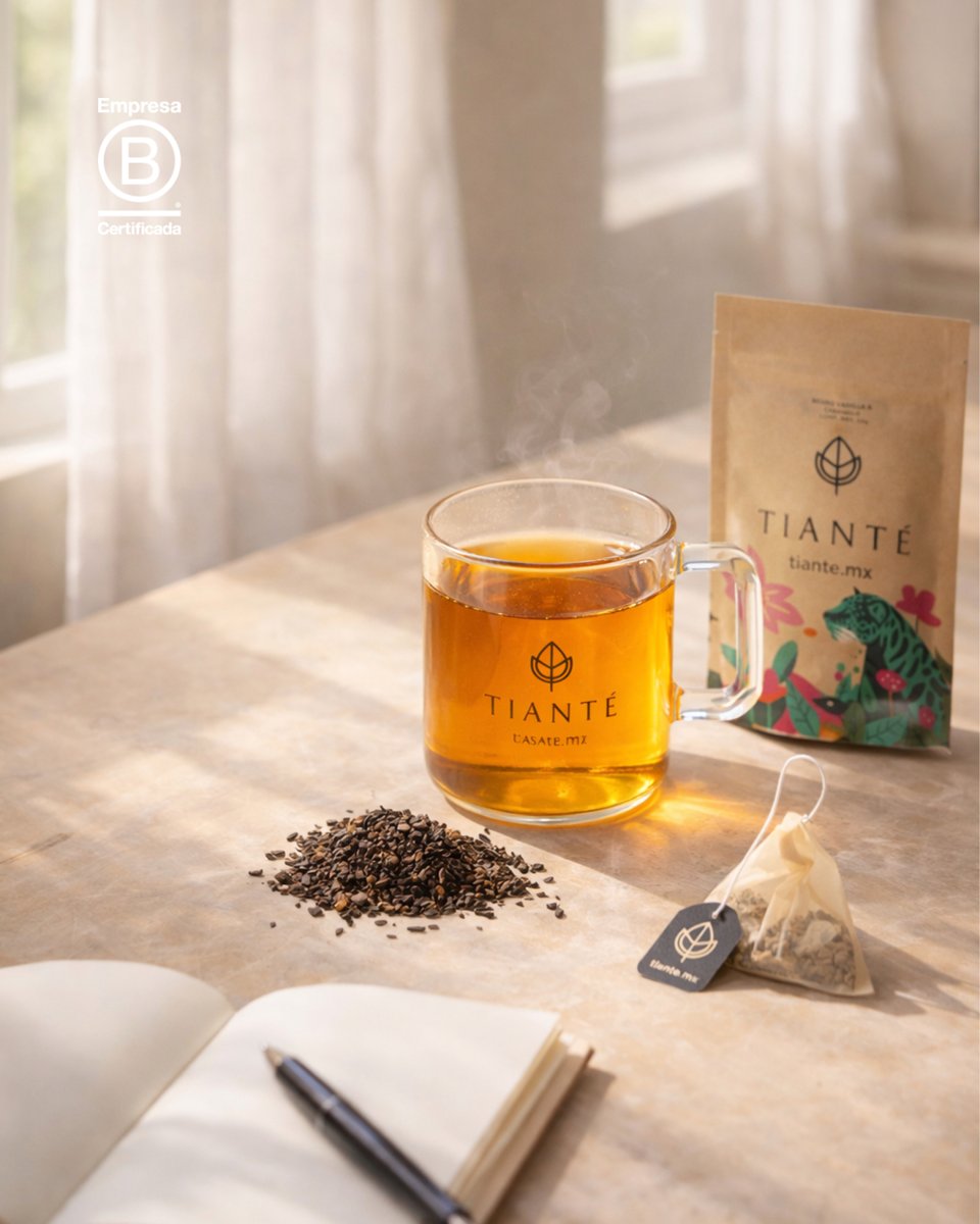 TianTeMX's tweet photo. Pensar, escribir, pausar 📝🍵
El té como aliado de la introspección.
#MindfulMoments #WellnessLifestyle #TeaRitual #LuxuryLiving https://t.co/5rnqwj92eu