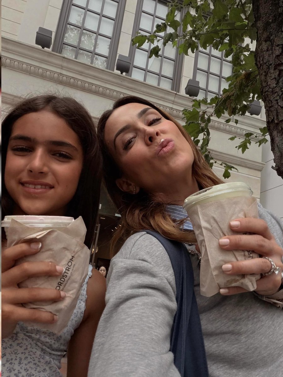 PortalJackybrv's tweet photo. 📷 @jackybrv https://t.co/x1GEEAykIX https://t.co/W9OHc6hcHX