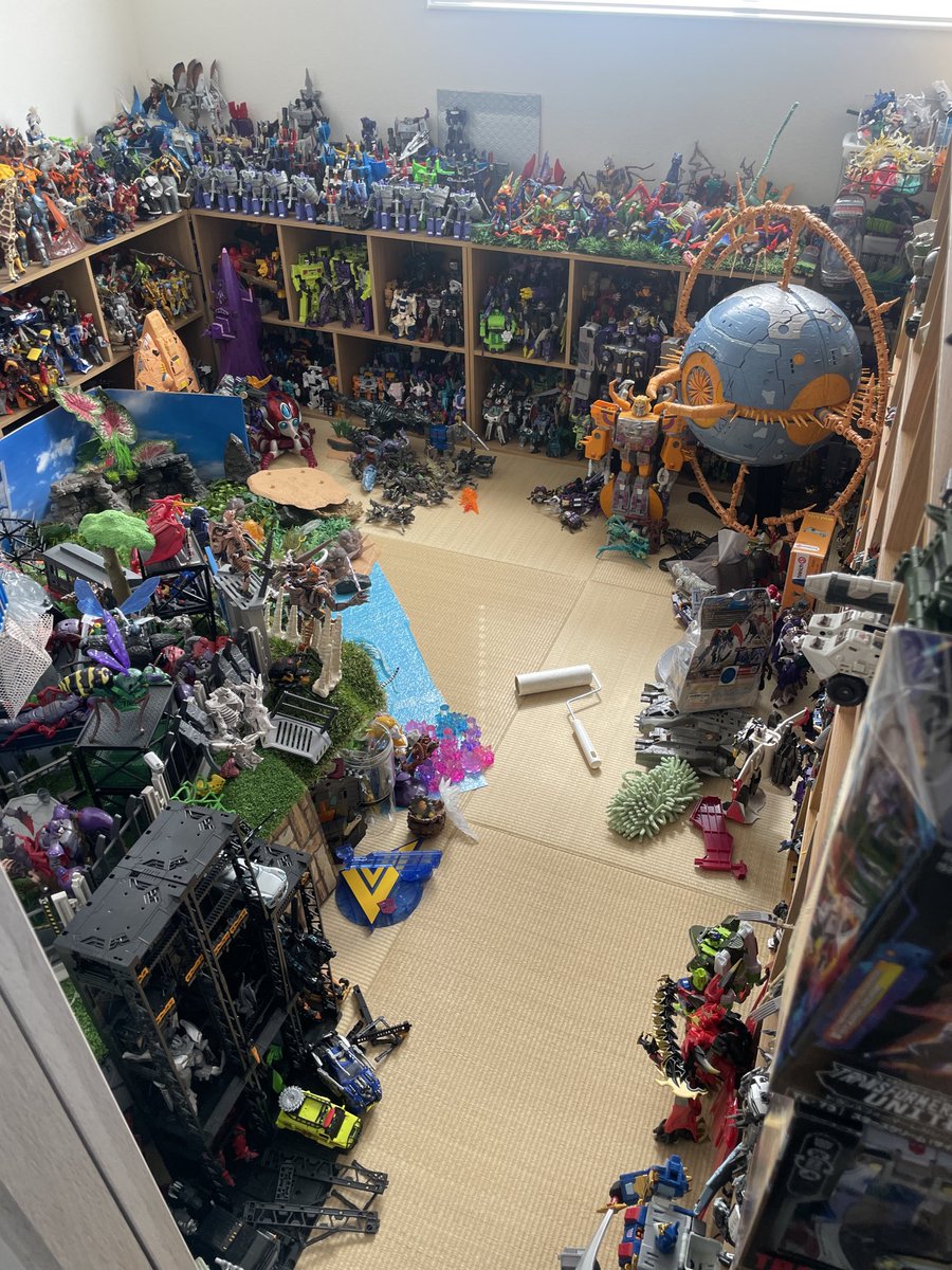 Predacon9's tweet photo. 毎日コツコツ片付けしたいのだけど https://t.co/iv6kfCZvyJ