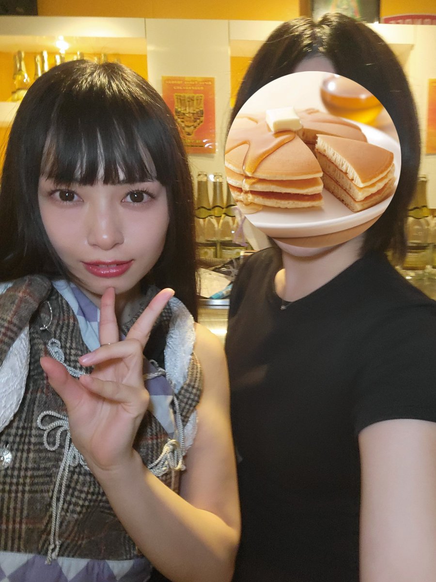 As9Kb's tweet photo. 昨日の現場です。iDeaL iDoL✨️
『廻天歌』のひかちゃんが歌い方をおおきく変えたとこ、今回は心の準備をしてきけた！良…！歌に真剣にむきあう姿勢がカッコよくてLOVEだ…

『さよならを教えて』のCメロにむけた間奏で汗をぬぐう姿もﾄｷﾒｷ…汗だくで歌い踊るアイドルさんの輝きって神で… #ゑんら https://t.co/c1mPNIx8i6