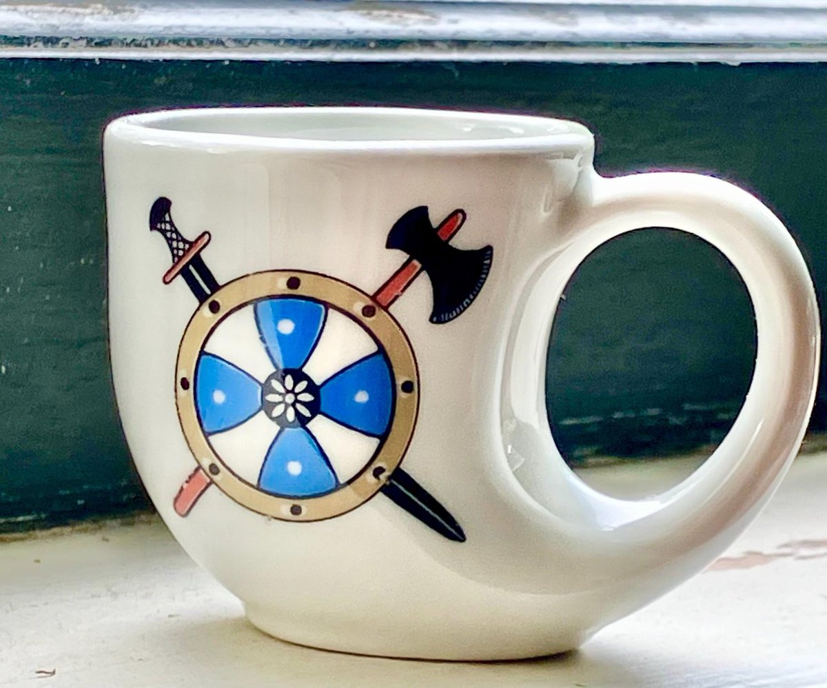 LittleBearconvo's tweet photo. Unusual small, vintage Scandinavian Figgjo dram/cup with sword, axe and shield motif. Circa 1980s! Great addition to a vintage bar! RETWEET my sweets! https://t.co/mR5ju2bL9f https://t.co/o329A7qWwr