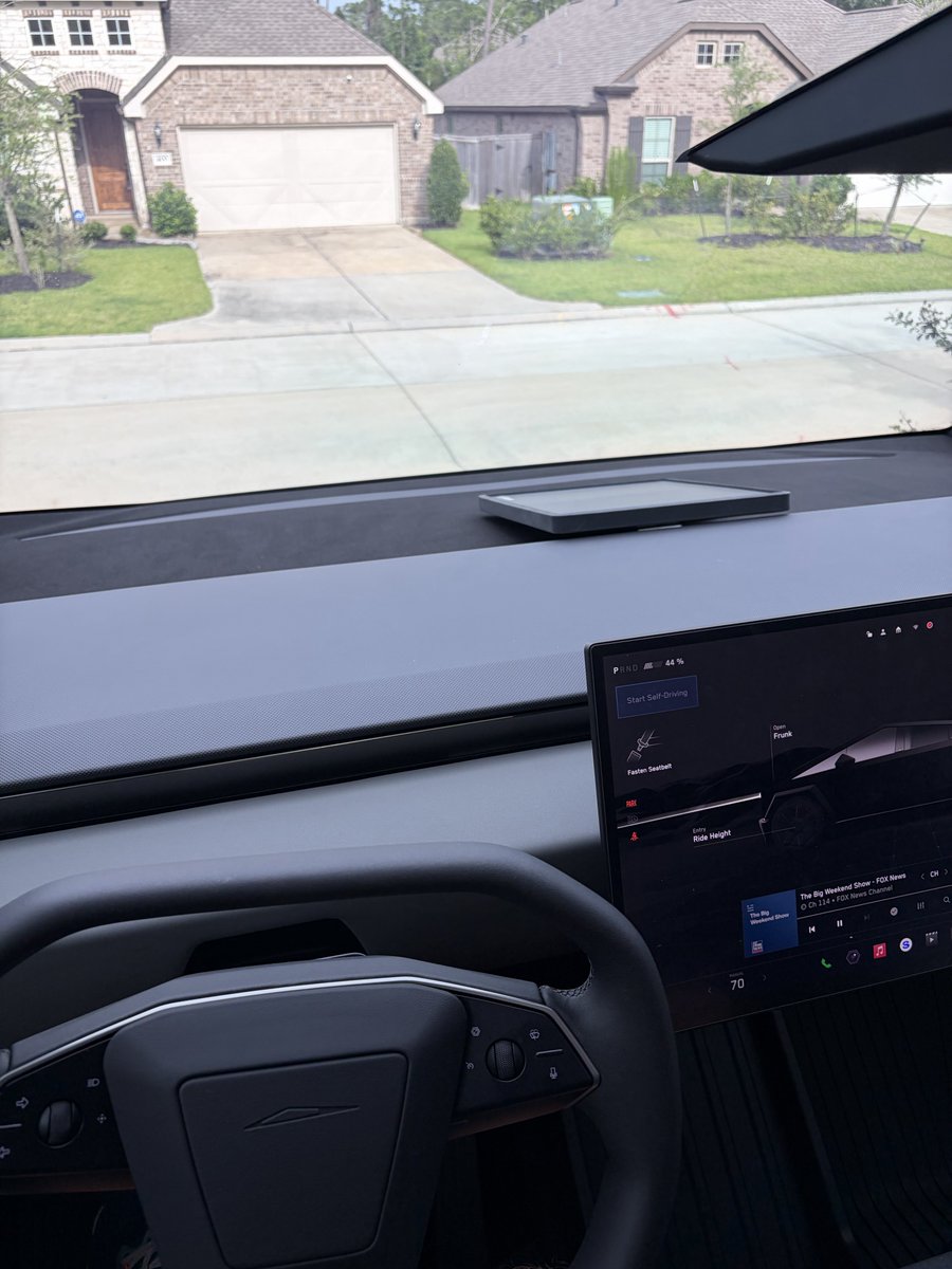 CybertruckTexan's tweet photo. Starlink Mini is now officially installed in the @cybertruck!
Paired it with a low-profile black cover that blends in perfectly with the interior. Looks factory and stays out of the way while delivering solid connectivity.
Texas roads just got even more connected. Loving the backup internet option for road trips and remote areas.
Who else has installed a @Starlink Mini in their @Tesla? What setup worked best for you? Drop your tips and pics below 👇
#Cybertruck #Starlink #Tesla #CybertruckTexan