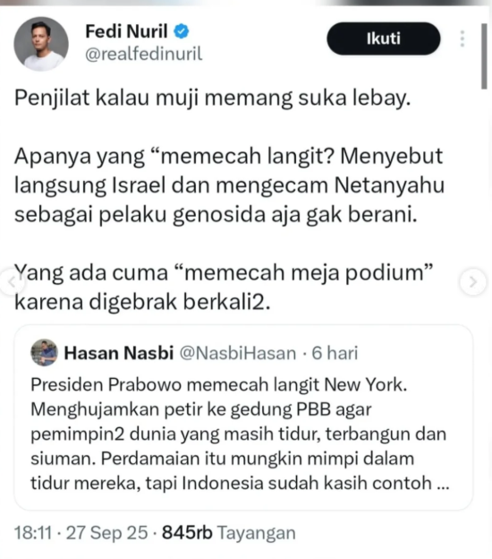 dimarsasongko98's tweet photo. Hasan Nasbi, September 2025, di X, pakai akun sendiri, tulis ini:

"Yang saya jilat menang dan berkuasa. Yang anda jilat kalah dan ga berkuasa. Sekadar jadi penjilat pun anda kurang kompeten."

Bukan difitnah. Bukan dikutip lawan. Dia tulis sendiri. Bangga. Sambil senyum-senyum ngehina Fedi Nuril.

Sekarang, Juni 2026, giliran Tiyo Ardianto, mahasiswa UGM pakai kata yang sama buat ngritik program pemerintah ,Hasan Nasbi naik pitam. 

Bilang "nalarnya didiskon." 

Bilang itu menghina rakyat. 

Bilang itu tidak berpijak pada fakta.

Delapan bulan lalu lo bangga jadi penjilat. 

Delapan bulan kemudian lo marah ada yang pakai kata penjilat.

ini bukan soal kata2nya. 
Ini soal: kalau lo yang pake, itu pembelaan diri yang gagah. Kalau rakyat yang pakai , itu penghinaan.

Itulah bedanya orang yang merasa kebal kritik karena merasa dekat kekuasaan, dengan mahasiswa yang cuma punya suara dan keberanian.

Yang satu dilindungi jabatan. 
Yang satu cuma dilindungi hati nurani.

Pertanyaannya simpel, Pak: 

Kalau kata "penjilat" itu salah dan menghina , kenapa dulu lo tulis sendiri sambil bangga?