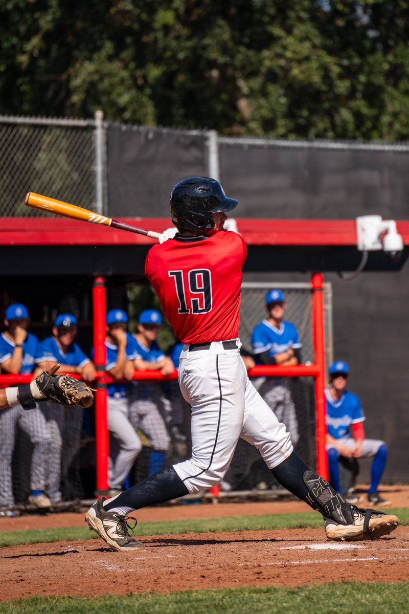 WCCrawdads's tweet photo. End of the third as we extend our lead by one

E3: 7-1, Walnut Creek https://t.co/XEX4dNJT0U