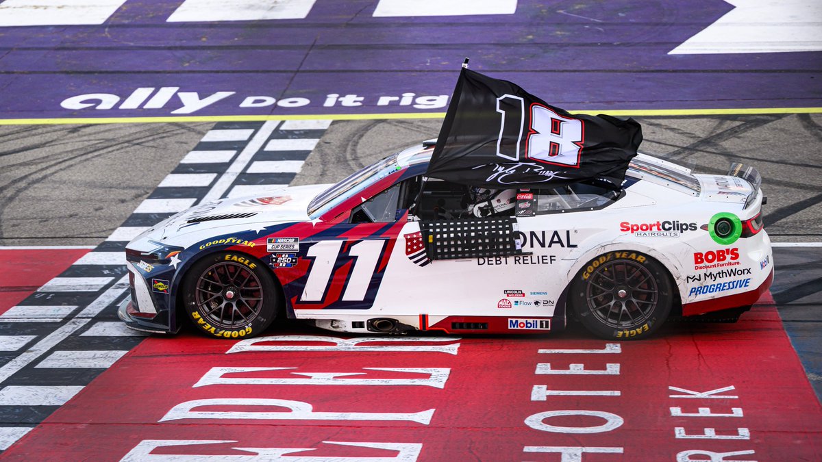 DennyDelivers2's tweet photo. las vegas: came from the back after a speeding penalty 

all star: came from the back from the invert

nashville: came from the back after jumping the start

michigan: came from the back TWICE after the diffuser change and the hocevar restart wreck https://t.co/XjNF4b6wmr