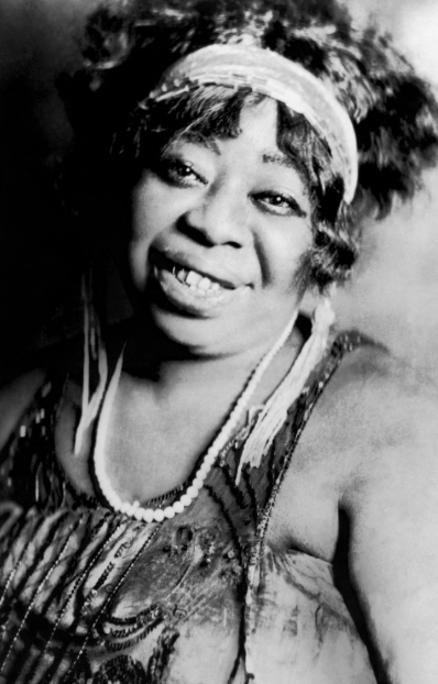 llamalaikum's tweet photo. For Jubilee Day 2026, the 160th Juneteenth, and Pride Month 2026 I will post an important Black Queer every hour whose impact cannot be overstated. Go learn about each of these amazing people.

Ma Rainey, mother of the blues, 1886-1939 https://t.co/FjuVtLo1jL