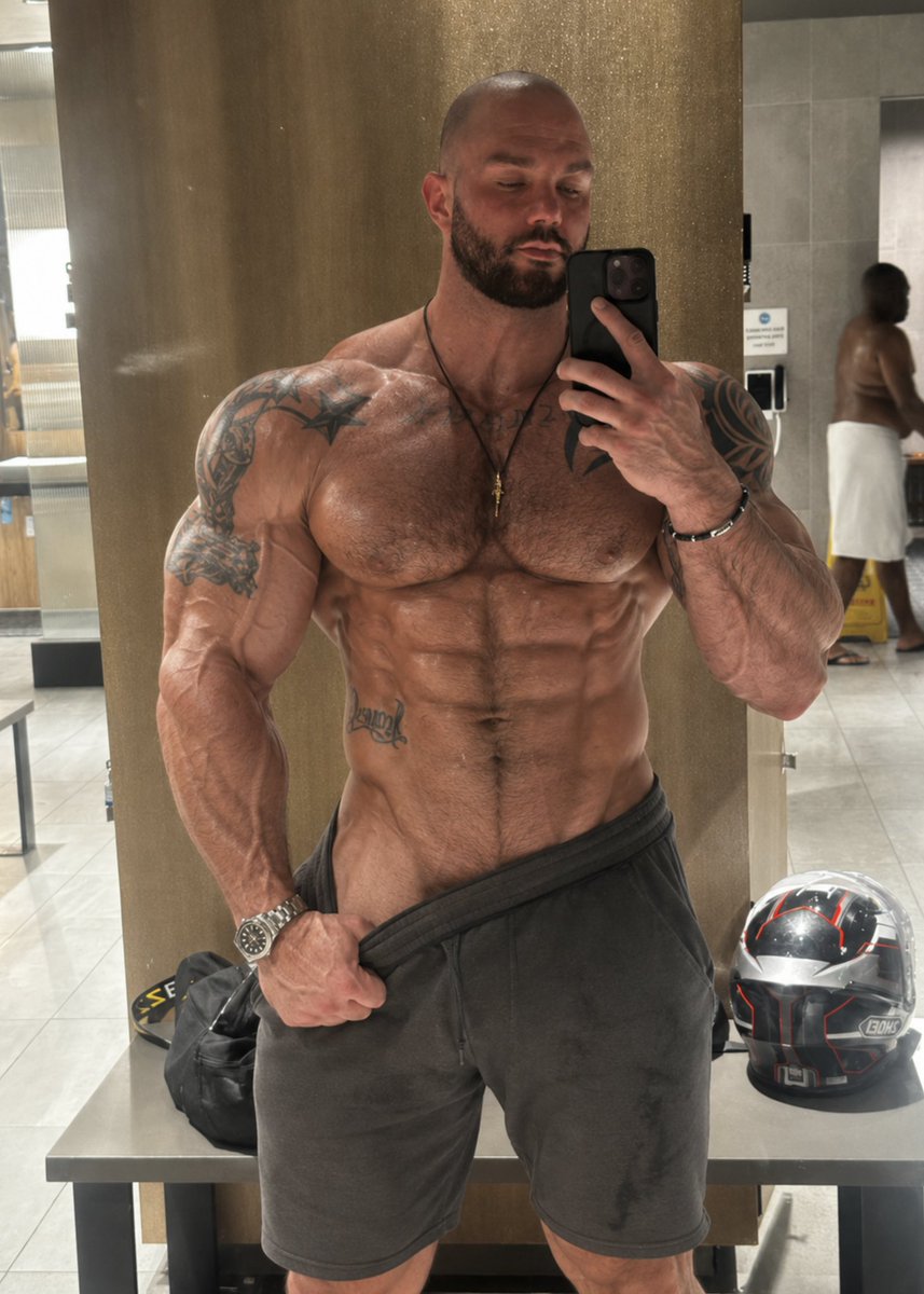 BC10005's tweet photo. *Just for fun …. 🤖 AI Enhanced @Thecliffjensen 

🤩😍🥵😰😵‍💫🫠❤️‍🔥💪🏼💪🏼🍆💦💦💦💦💦 https://t.co/sx0h1Y2ckO