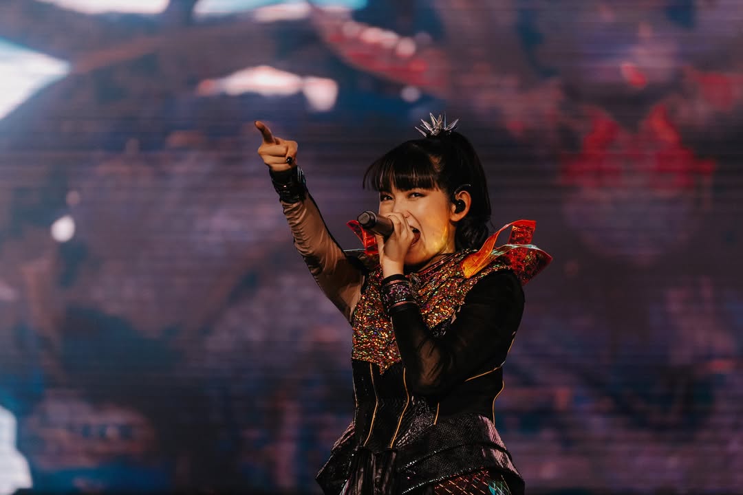 mametal3's tweet photo. Rock im Park公式インスタより
BABYMETALのステージの様子アップ

添えられてるコメント
"史上最高に可愛いメタルバンド💝BABYMETAL"

#BABYMETAL #RockimPark2026 #RIP26
https://t.co/wddiThAbA7 https://t.co/kcI3vBkR4d