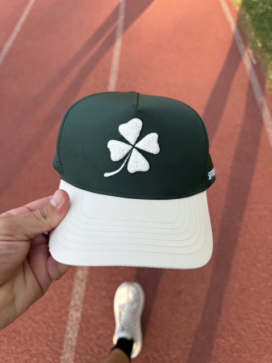 TheDegenWeekly's tweet photo. Got a new running hat. Not familiar with this company but they deserve a #freead https://t.co/ipe0p4DFDN