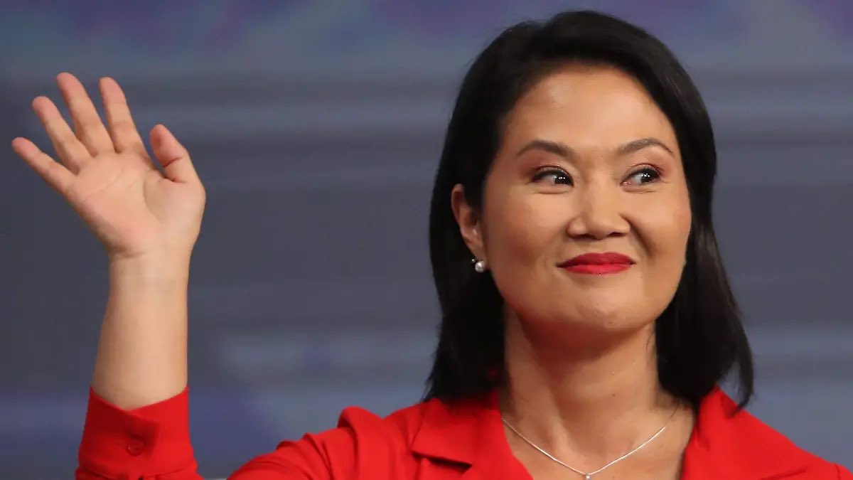 SALVARANM's tweet photo. 🚨 | URGENTE:

Es oficial, Keiko Fujimori es la nueva presidenta de Perú 🇵🇪 

¡Viva la democracia LatinoAmericana!
¡Llora la izquierda rastrera!
¡Que se muerdan! https://t.co/1K5zgD4bDA