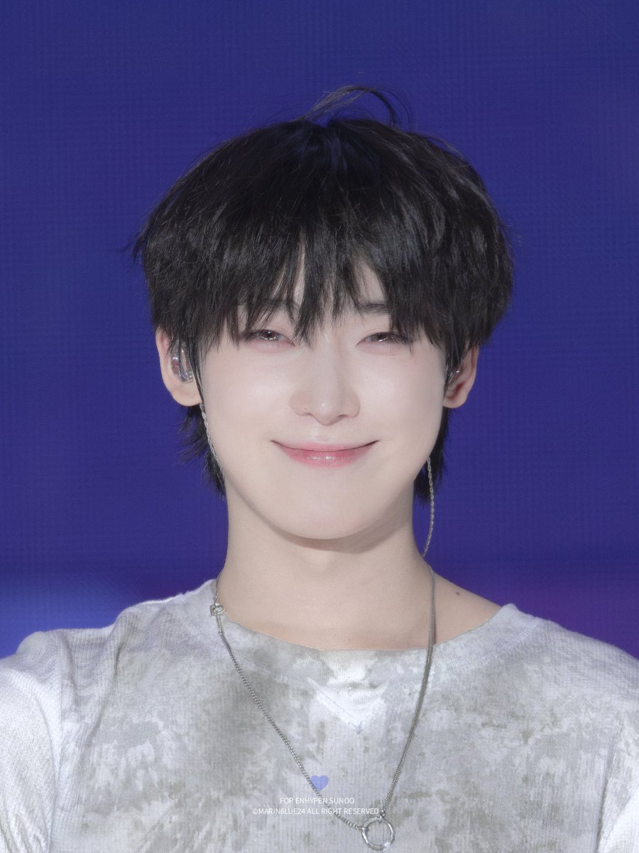 atorial_'s tweet photo. ⸝⸝◠◡◠⸝⸝ 일케 웃느라 눈감기기직전인데도 눈이 보석같이 빤짝거려🥹 https://t.co/QCIX9uir8J
