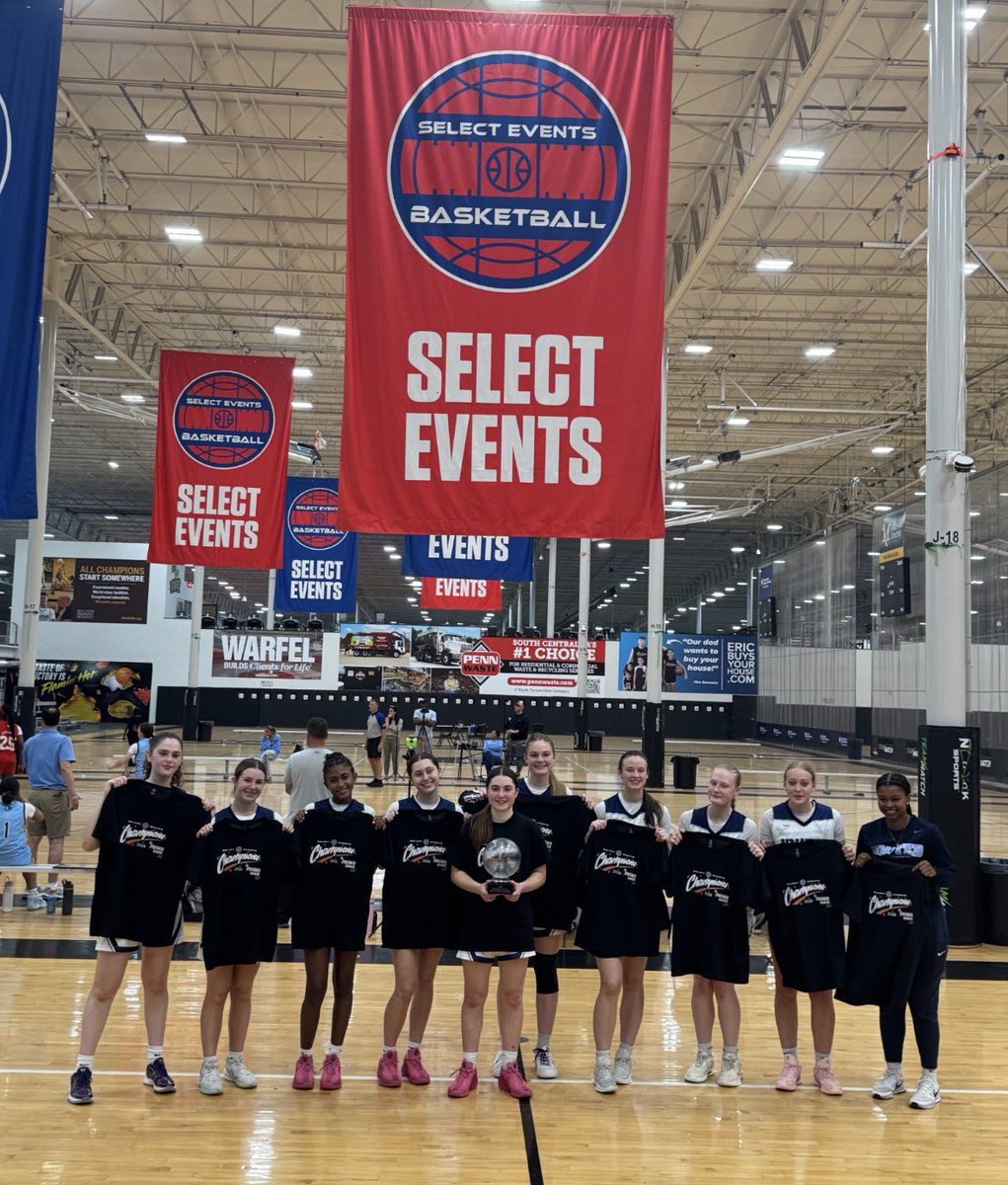 CoachJimmy_O's tweet photo. Great job with the @unitedNJaau S40 team by Alisa Wiggins(coaches Montclair 
High School) @CoachWiggins05 who basically took 9 new players in our program and have molded them into a SOLID unit Went 4-0 in AC, then beats 2 highly touted programs to win the Prime East championship Defeated Lady Runnin Rebels for the title
@NNJGirlsHoops @NJLadiesHoops @EJayArrow @NYGHoops @katie_lane10 @ZoharCatran @Ava_Francica @audrey_heerema @KrzywdzinskiAva @Myawatsonn_  @polachekj @LeahWilson410 @sabanosh_28