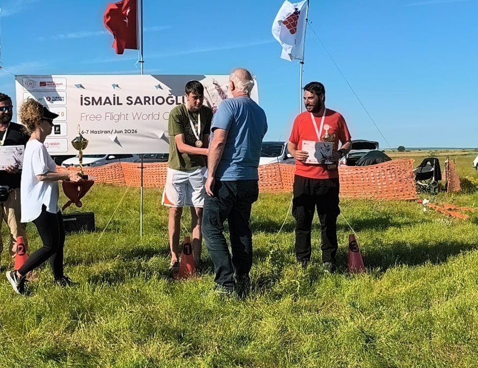 LBilsem's tweet photo. İsmail Sarıoğlu Free Flight Cup   yarışmasında Lüleburgaz TSO BİLSEM den büyük başarı 
Öğrencilerimizden Göktuğ Emin Korur,F1G kategorisinde BİRİNCİ, P30 kategorisinde ÜÇÜNCÜ olarak büyük bir başarıya imza attı
@LuleburgazMEM
@kirklarelimem @MebOrgm @valikirklareli @TCLuleburgaz https://t.co/XHppdkfVTc