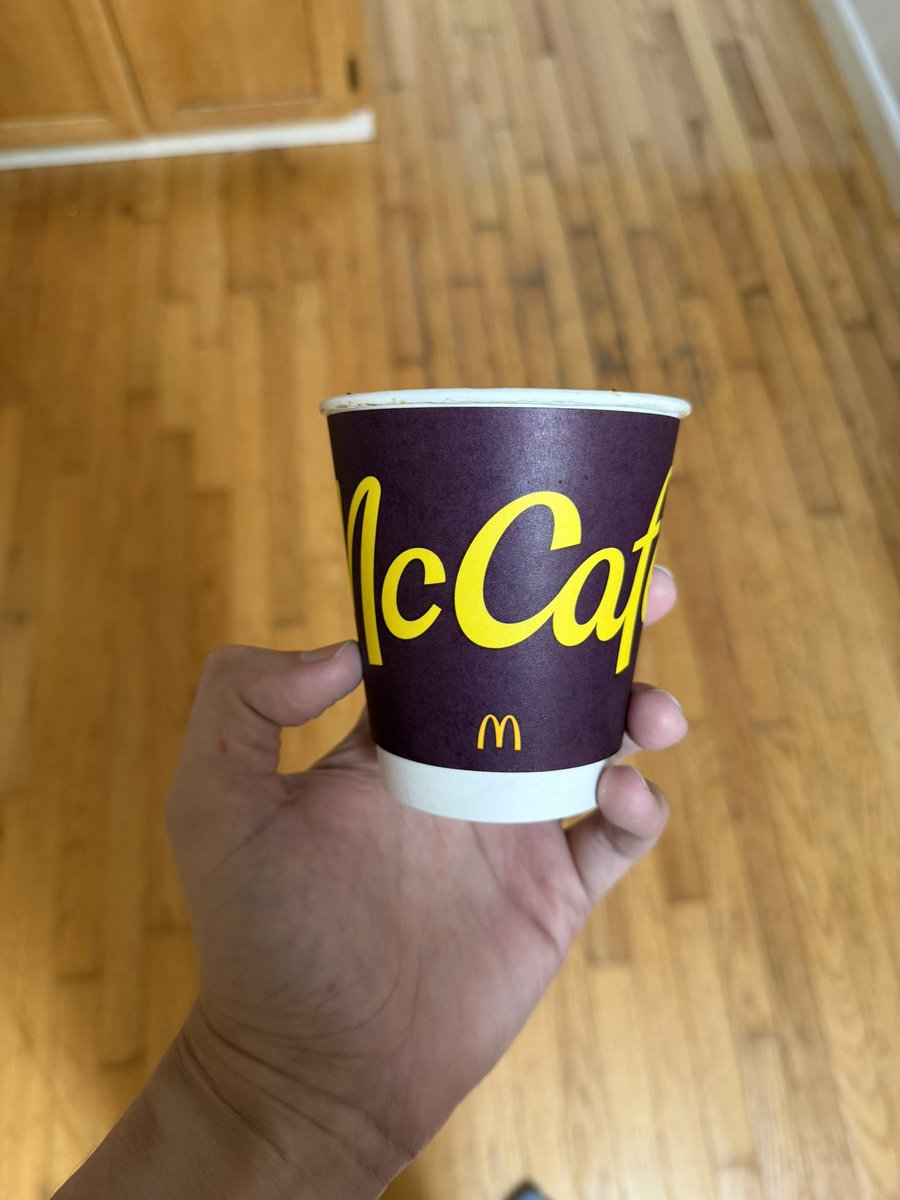 dcxr7's tweet photo. @McDonalds uh, I’m use to some grounds in my coffee on occasion— but this?? Had me gagging. https://t.co/ap6jLLPxKO