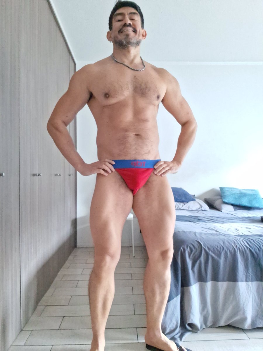 DuncanCLXXX's tweet photo. Es poco pero es trabajo honesto 😳 https://t.co/8QOe7lJcwB