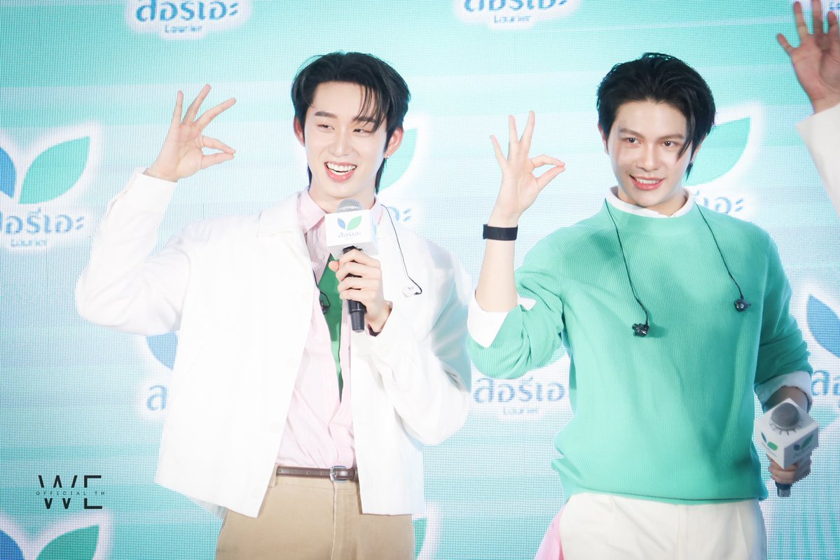 WEofficialTH's tweet photo. มอนิ่งเช้าวันจันทร์ ขอส่งรอยยิ้มเป็นกำลังใจให้พี้เวสตี้ทุกคนนะคร้าบบบบ 🥰😁

WILLIAMEST COMFORT ZONE
#LaurierxWilliamEst #WilliamEst https://t.co/s4iH1NwYco