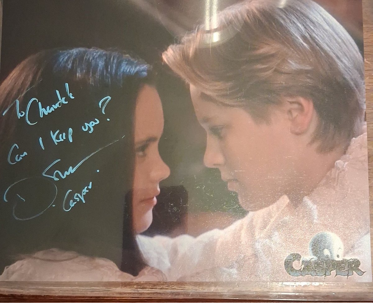 ChanteleNo5's tweet photo. Three decades ago @DevonESawa walked down a set of stairs and captured millenial 🩷 everywhere (one of which was mine) Today my dreams of someday meeting him finally came true! P.S. Unlike Chucky who couldn't stop 🔪 him, Chantele The Good Gal Doll had only the best intentions https://t.co/A3uegspjx3