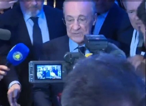 ReymondRD_'s tweet photo. Florentino gana las elecciones y se va a su casa.

Laporta ganó las elecciones y se fue a la discoteca a alcoholizarse, comerse 5 gramos y luego de putas. https://t.co/YUmLALGXSN