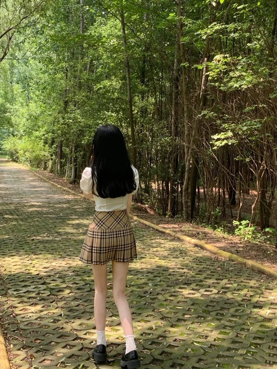 EdaPamay's tweet photo. Small daily health habits = big long-term gains! Drink 8 cups of water, take a 10-min walk, and get 7-8 hours of sleep. You’ve got this! ， https://t.co/frQF0ZdFWn
